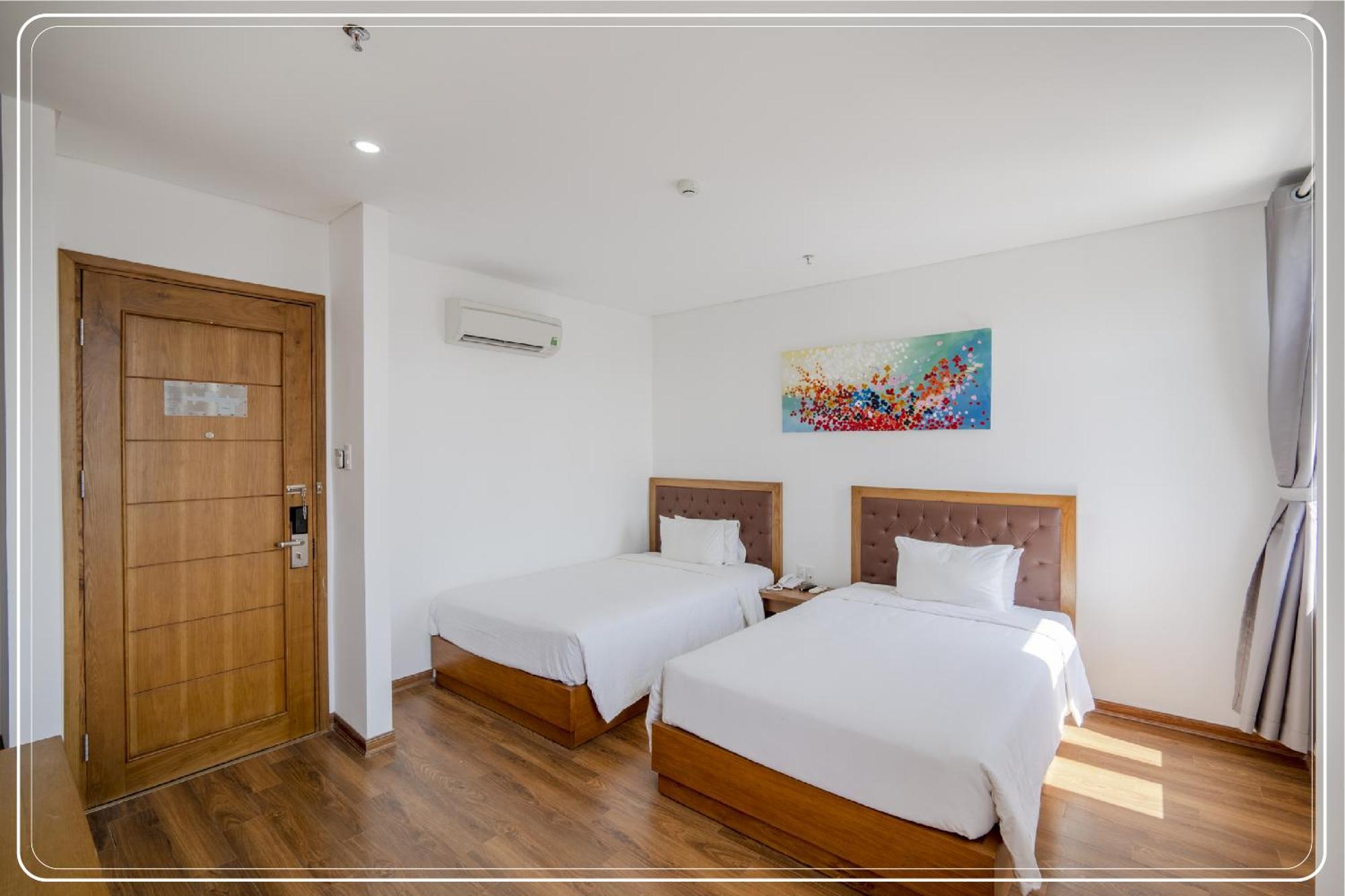 Sunset Sea Apartment Da Nang